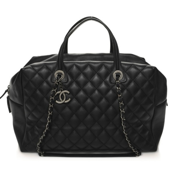 CHANEL Black Quilted Tote Bag - Picture 1 of 12